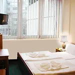 City-hotel Ansbach Am Kurfuerstendamm 3*
