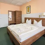 City-hotel Ansbach Am Kurfuerstendamm 3*