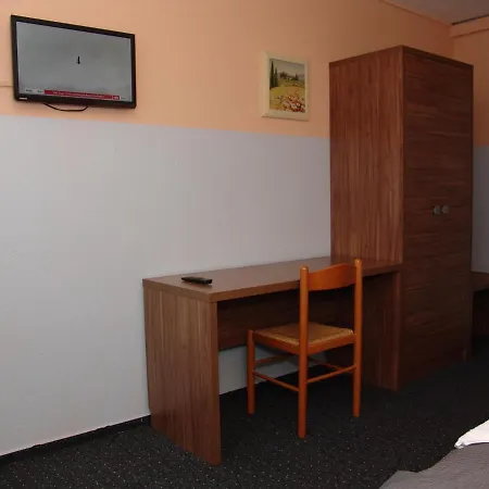 City-hotel Ansbach Am Kurfuerstendamm 3*