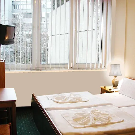 City-hotel Ansbach Am Kurfuerstendamm 3*