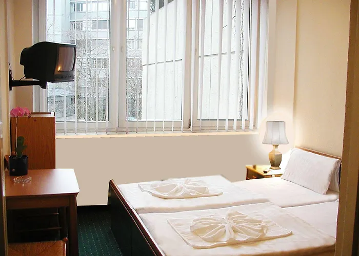 City-hotel Ansbach Am Kurfuerstendamm 3*