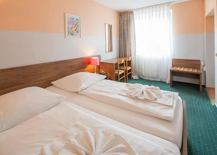 City-hotel Ansbach Am Kurfuerstendamm 3*