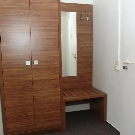 City-hotel Ansbach Am Kurfuerstendamm Hotell